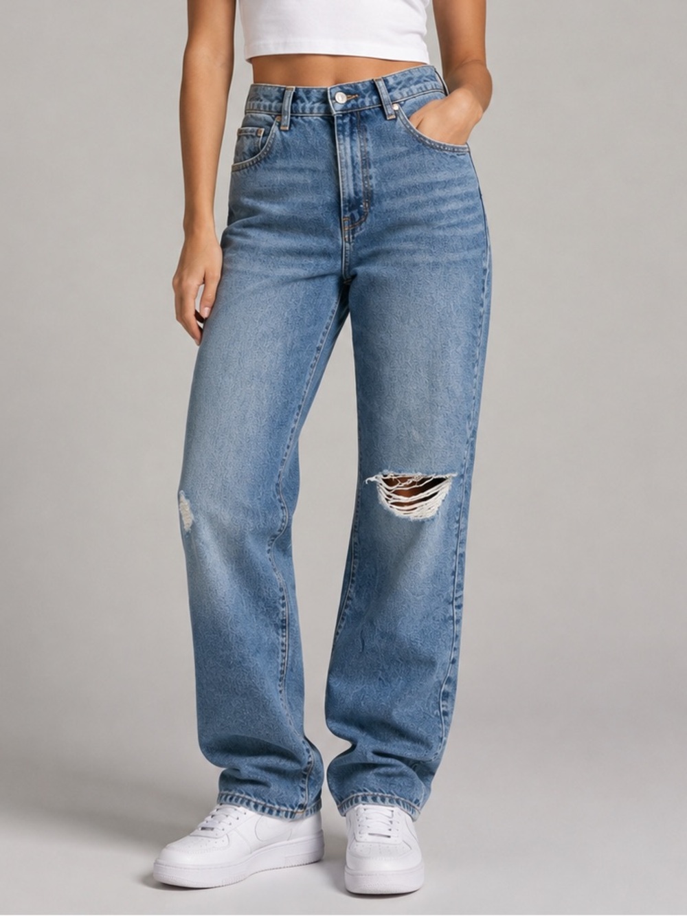 RSQ High Rise Straight Leg Distressed Jeans Size 31 NWT Light Wash